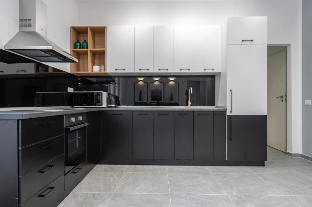 Relax Apartament In Piata Universitatii บูคาเรสต์ ภายนอก รูปภาพ