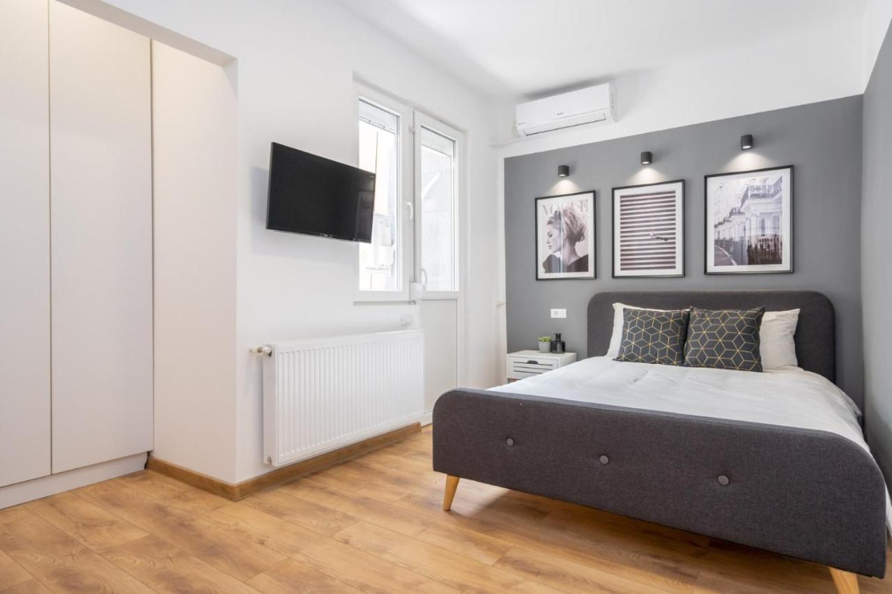 Relax Apartament In Piata Universitatii บูคาเรสต์ ภายนอก รูปภาพ