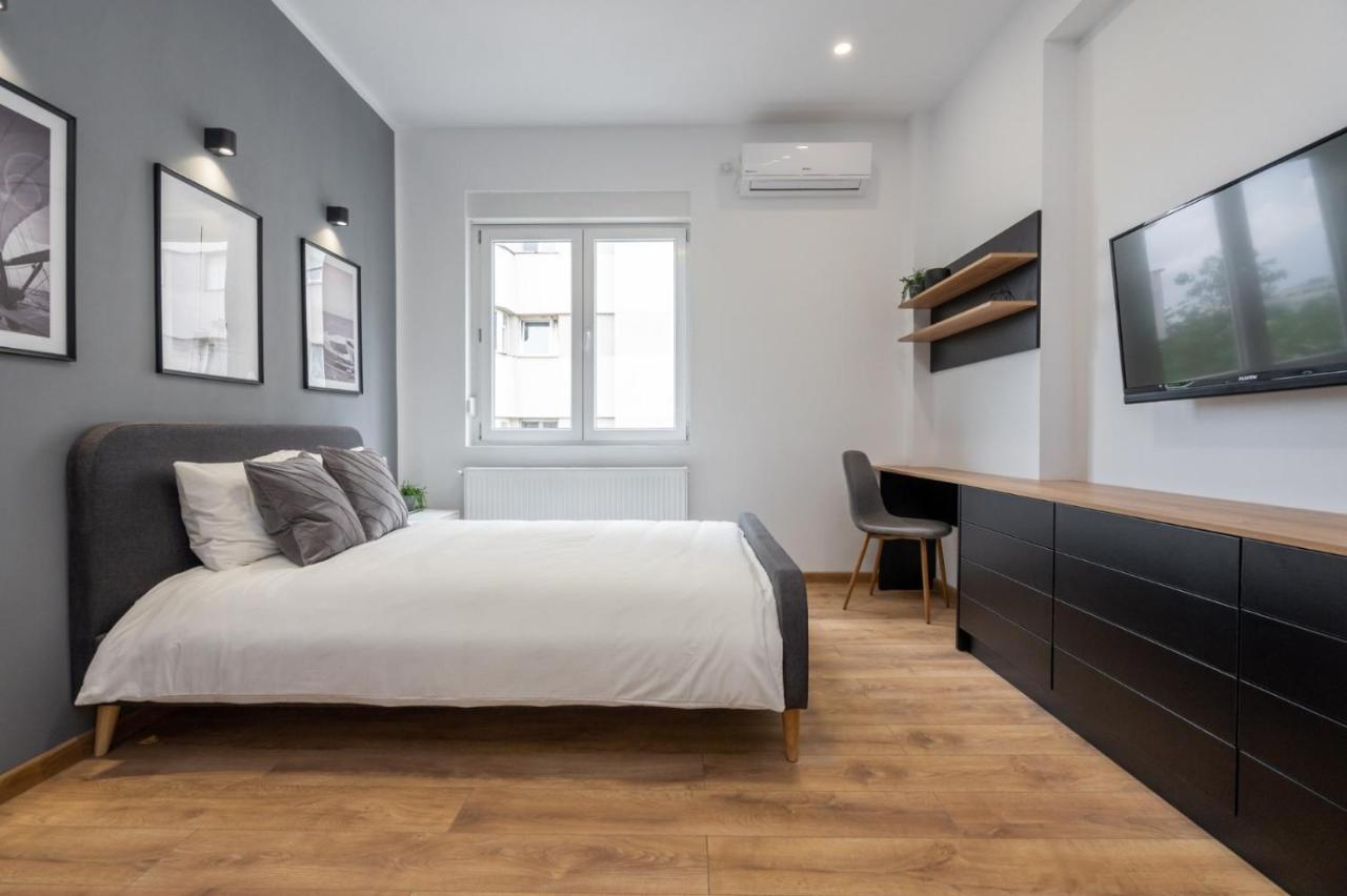 Relax Apartament In Piata Universitatii บูคาเรสต์ ภายนอก รูปภาพ